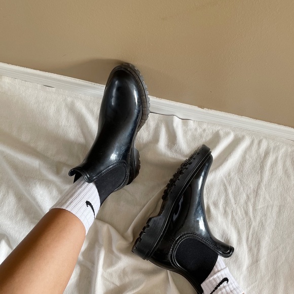 NWT Cougar Waterproof Boots - Picture 2 of 3